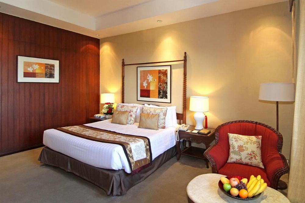 The Manila Hotel - Multiple Use Hotel